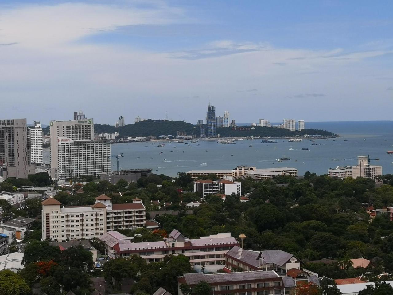 פאטאיה Lumpini Vacation Apartment מראה חיצוני תמונה